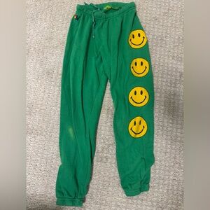 SMILEY 2 LIGHT WEIGHT
SWEATPANTS - KELLY GREEN